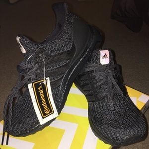 Triple Black 4.0 Ultraboost
